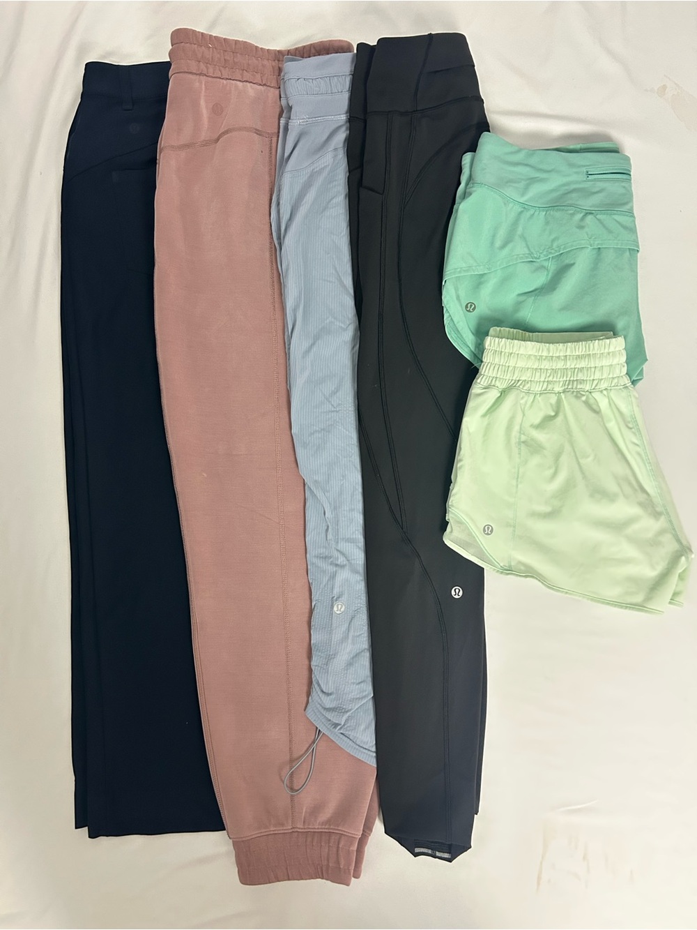 Lululemon Women’s Bundle Sale – Dance Studio Time To Sweat Hotty Hot